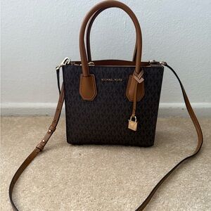 MICHAEL KORS MERCER MEDIUM MESSENGER CROSSBODY SATCHEL BROWN MK SIGNATURE